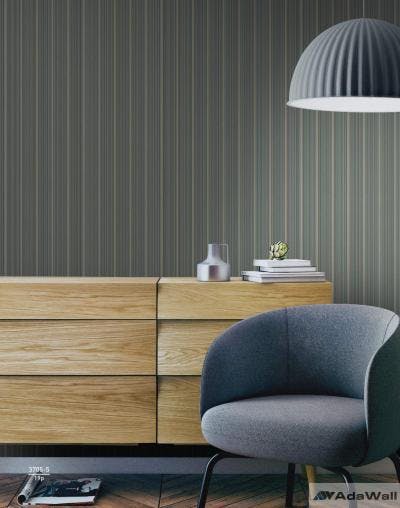 Small delicate striped wallpaper - 3705
